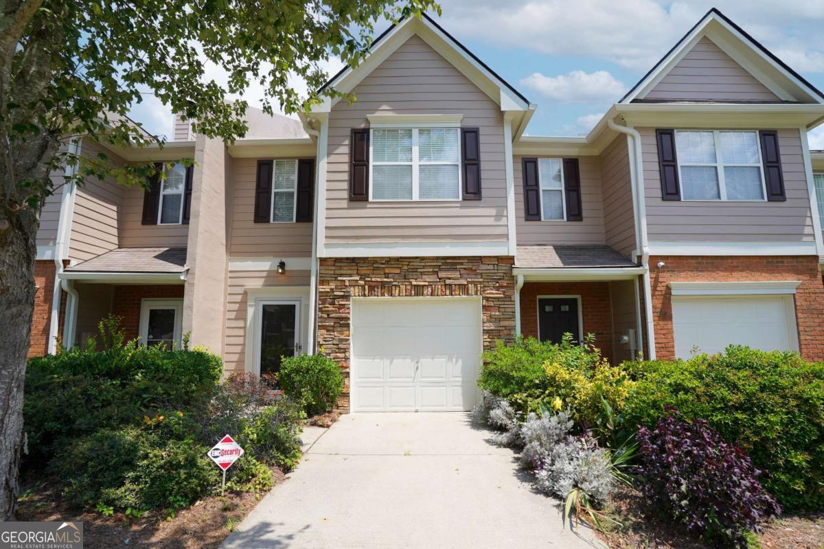 182 Oak Green Drive Property Photo 1