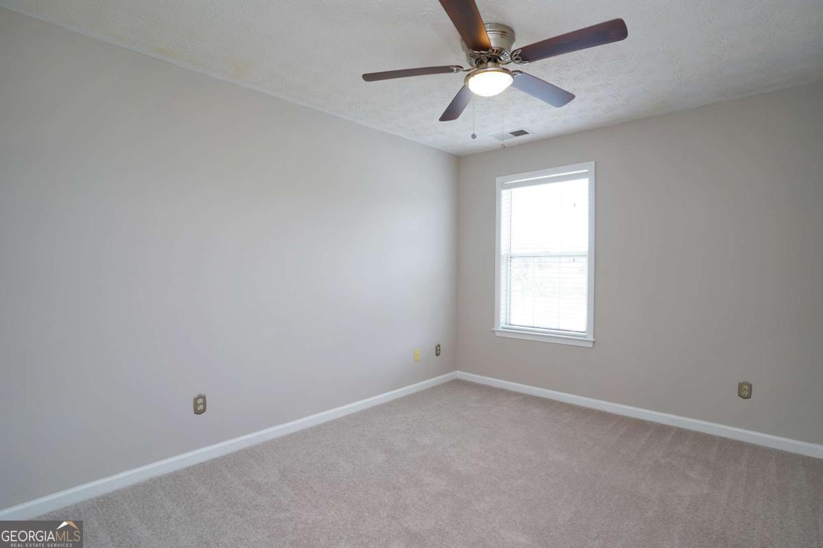 182 Oak Green Drive Property Photo 20