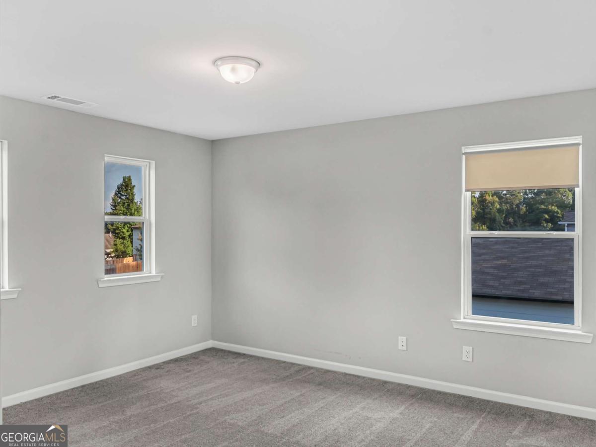 2054 Maplewood Way Property Photo 14