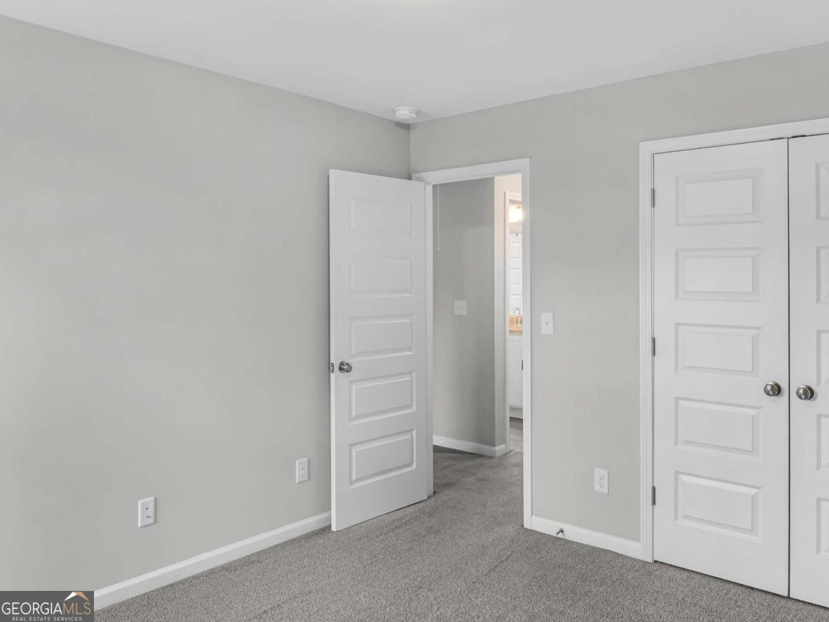 2054 Maplewood Way Property Photo 16