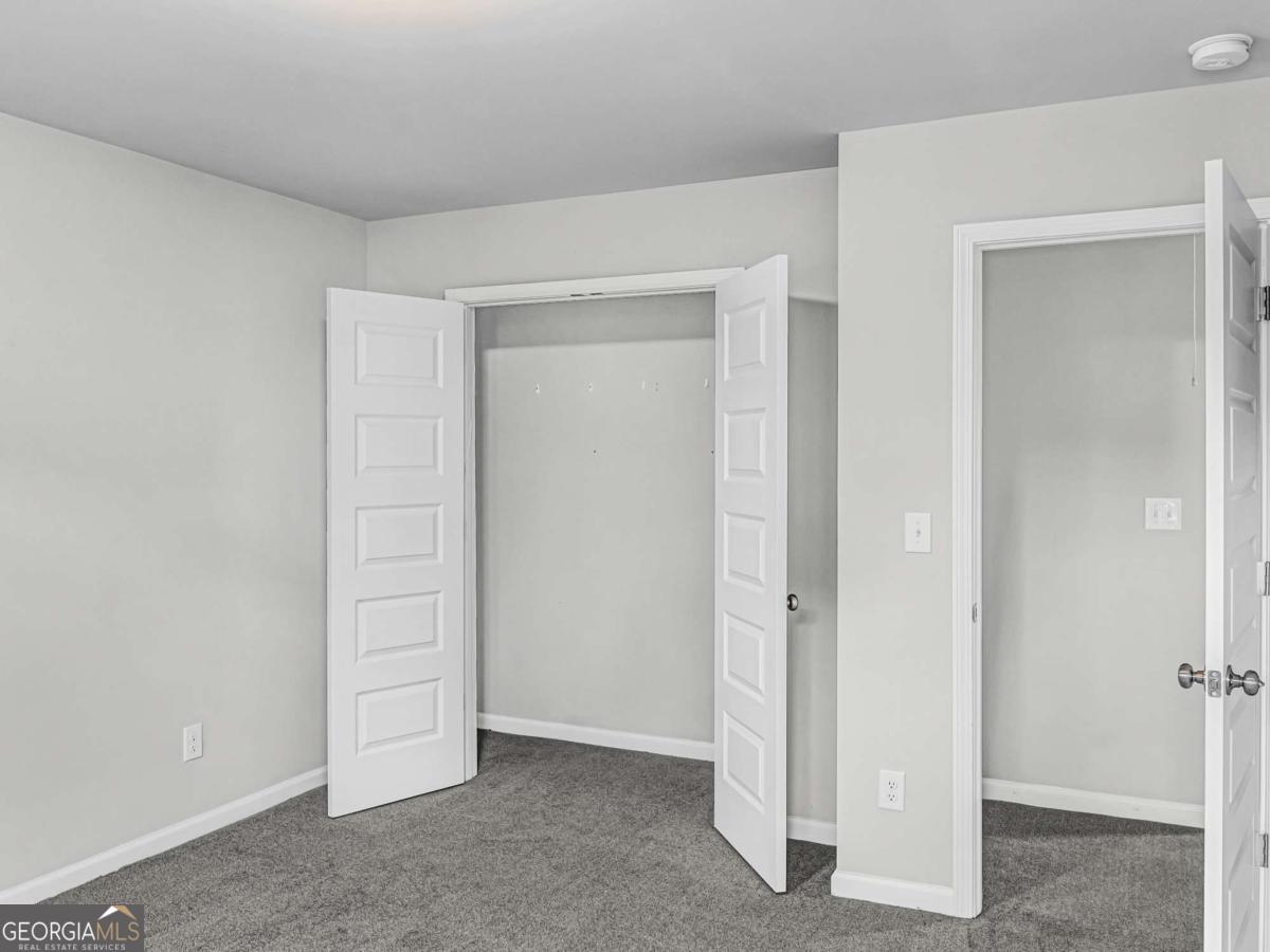2054 Maplewood Way Property Photo 20
