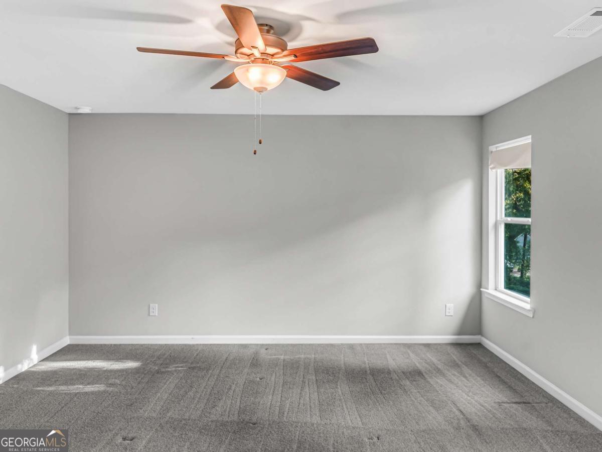 2054 Maplewood Way Property Photo 29