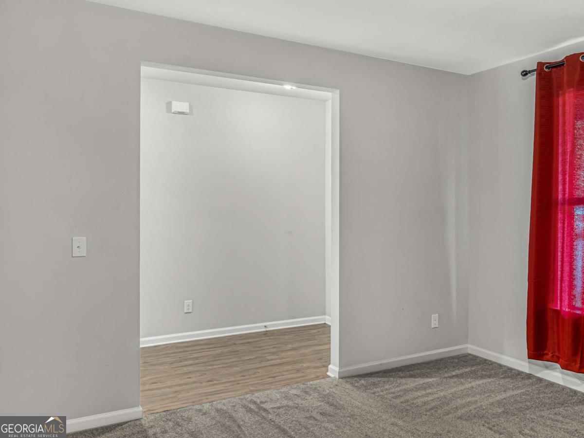 2054 Maplewood Way Property Photo 32