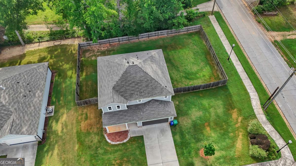 2054 Maplewood Way Property Photo 35