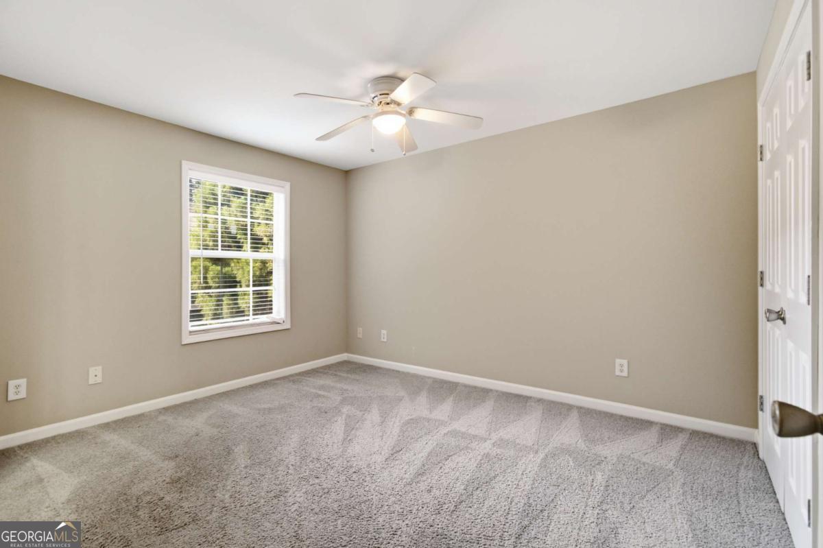 908 Summer Place Property Photo 25