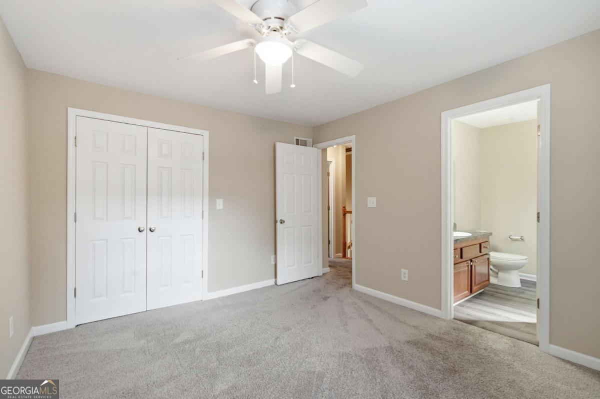 908 Summer Place Property Photo 26