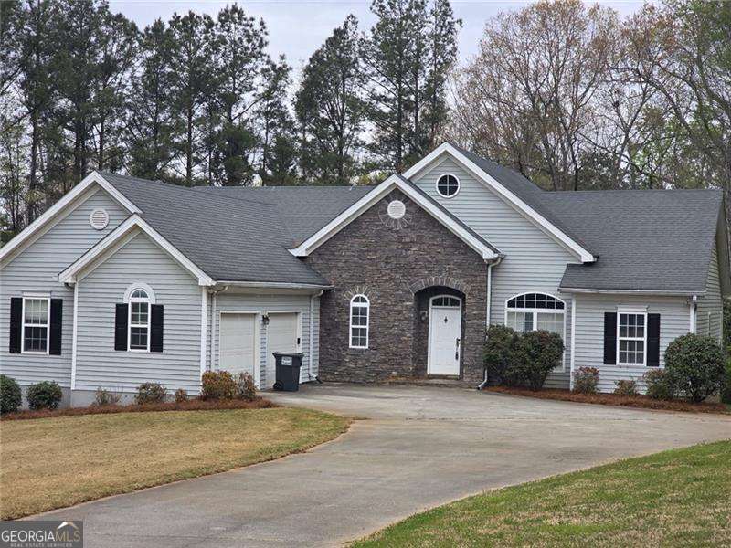 7387 Milam Road Property Photo 3