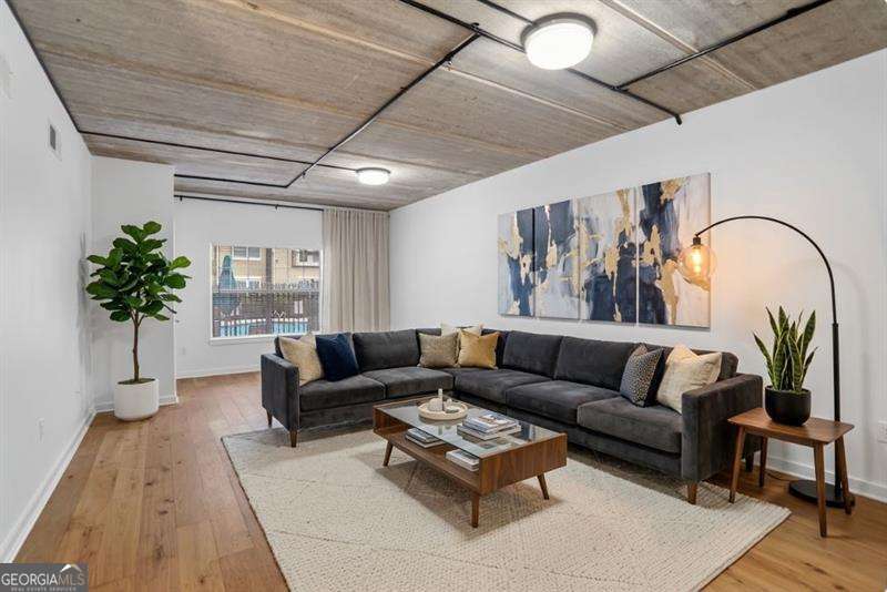 800 Peachtree Street Ne # 2104 Property Photo 1