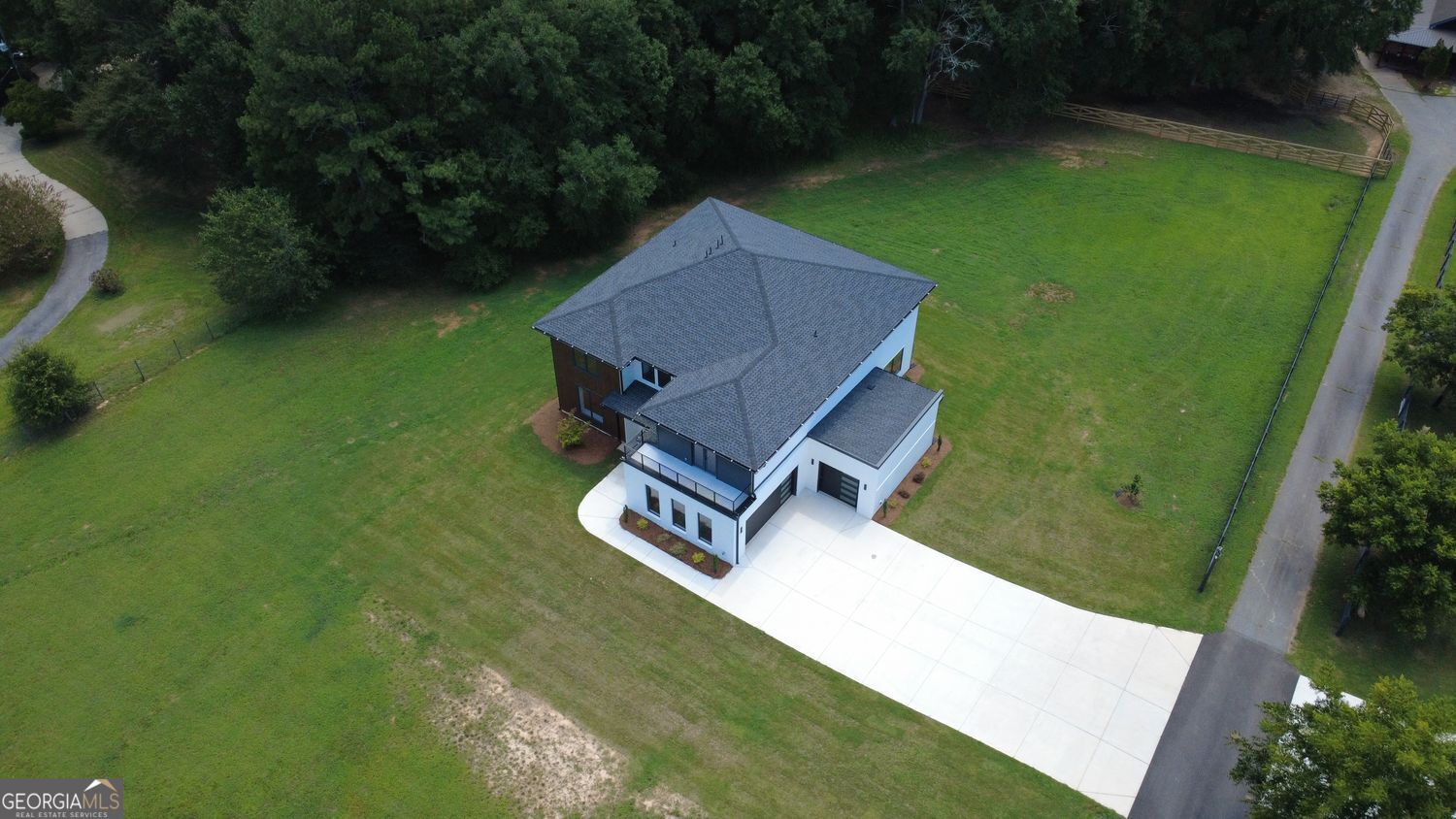 3295 Kelly Glen Court Property Photo 44