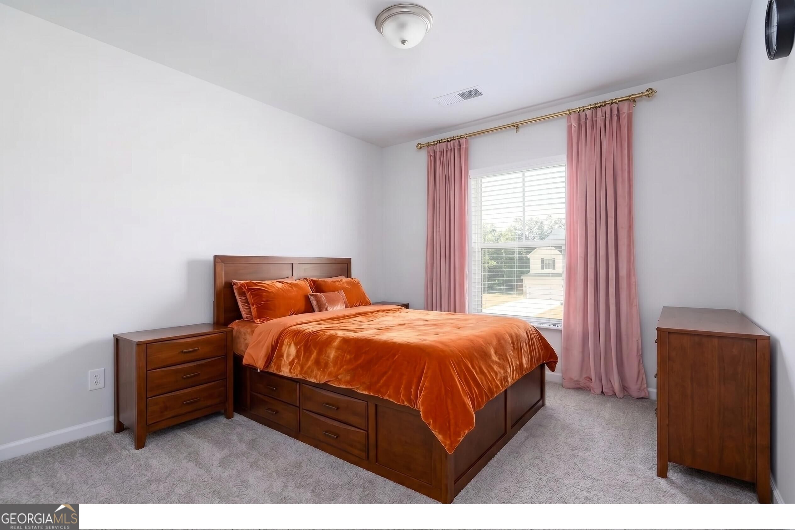 1287 Park Center Circle Property Photo 8