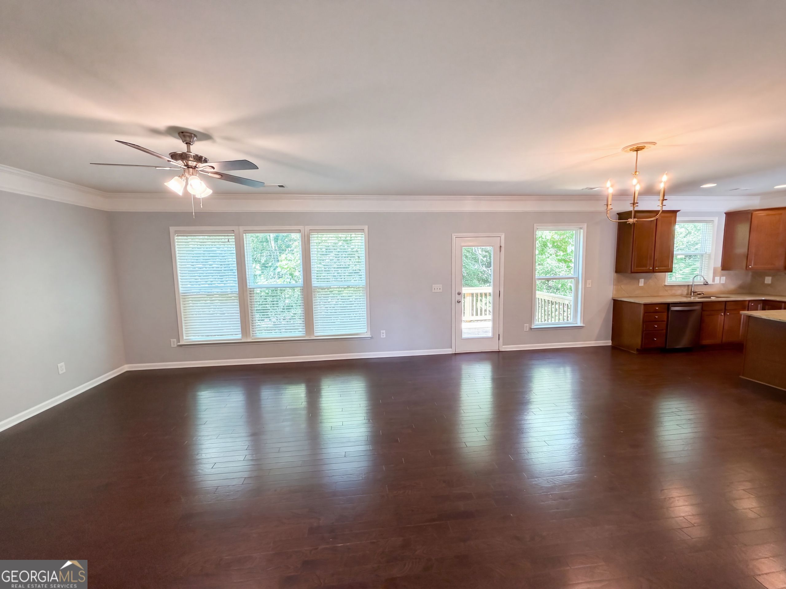 764 Binkley Walk Property Photo 3