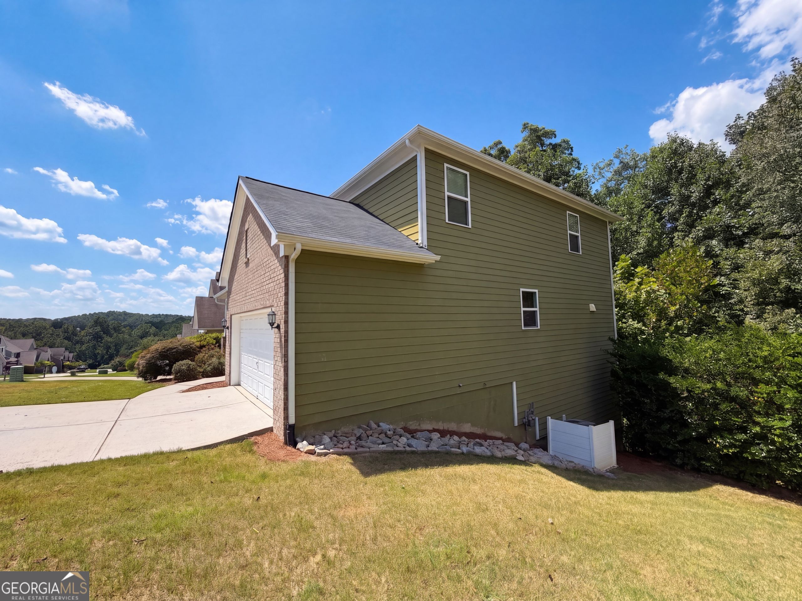 764 Binkley Walk Property Photo 5