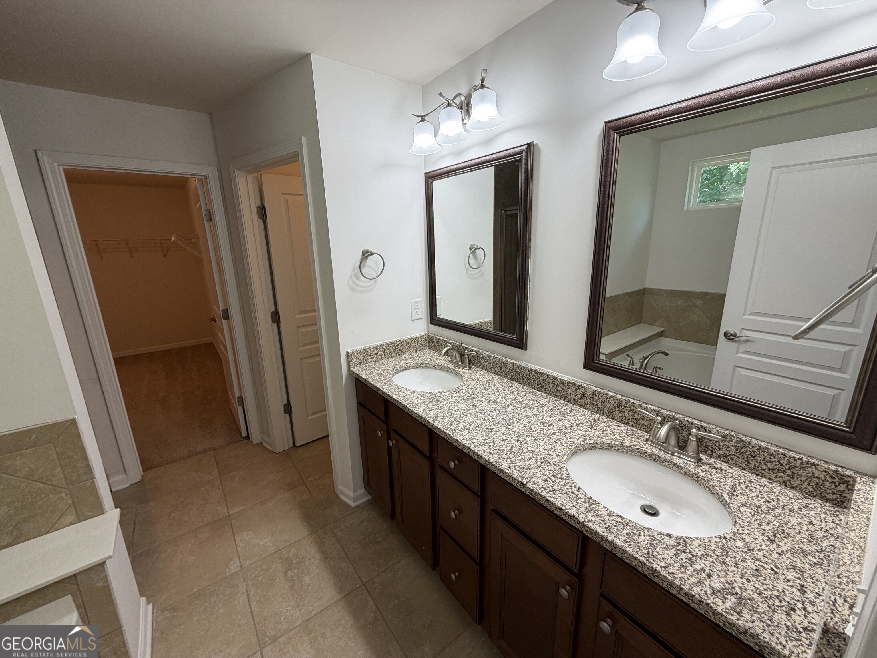 764 Binkley Walk Property Photo 34