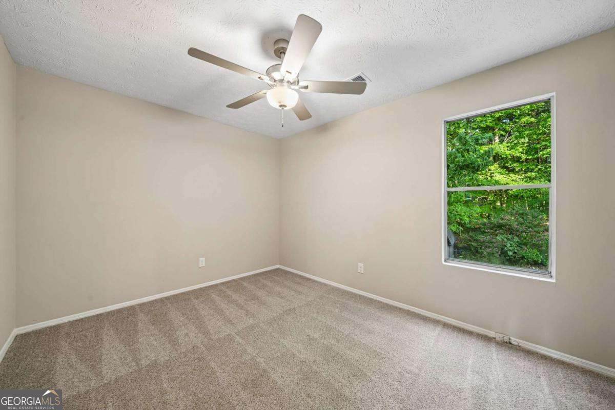 674 Inland Way Nw Property Photo 16