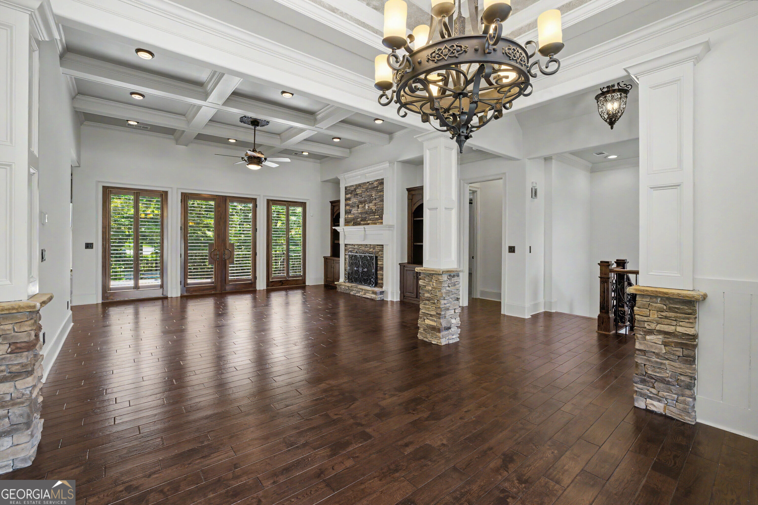 441 Warren Way Property Photo 11