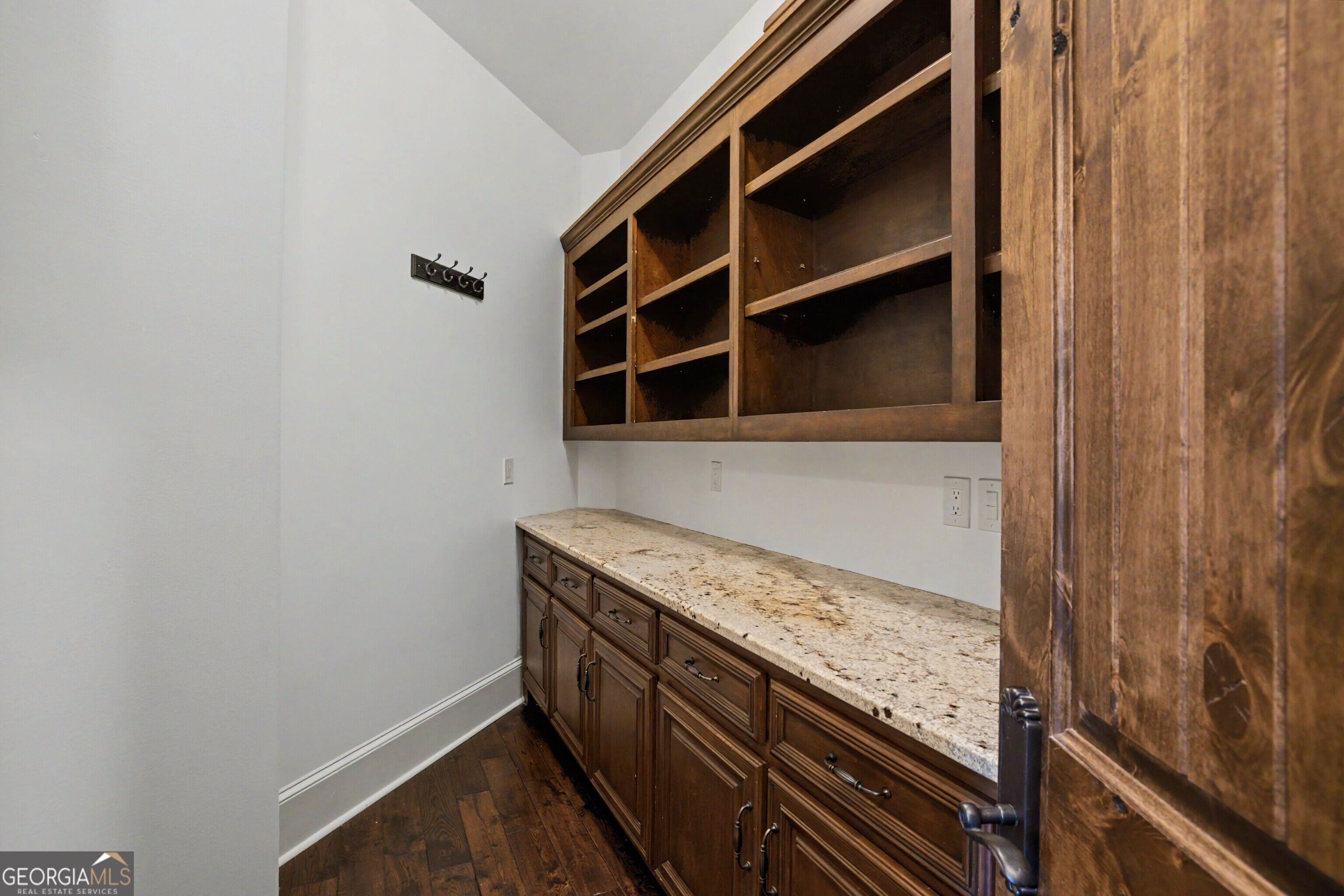 441 Warren Way Property Photo 29