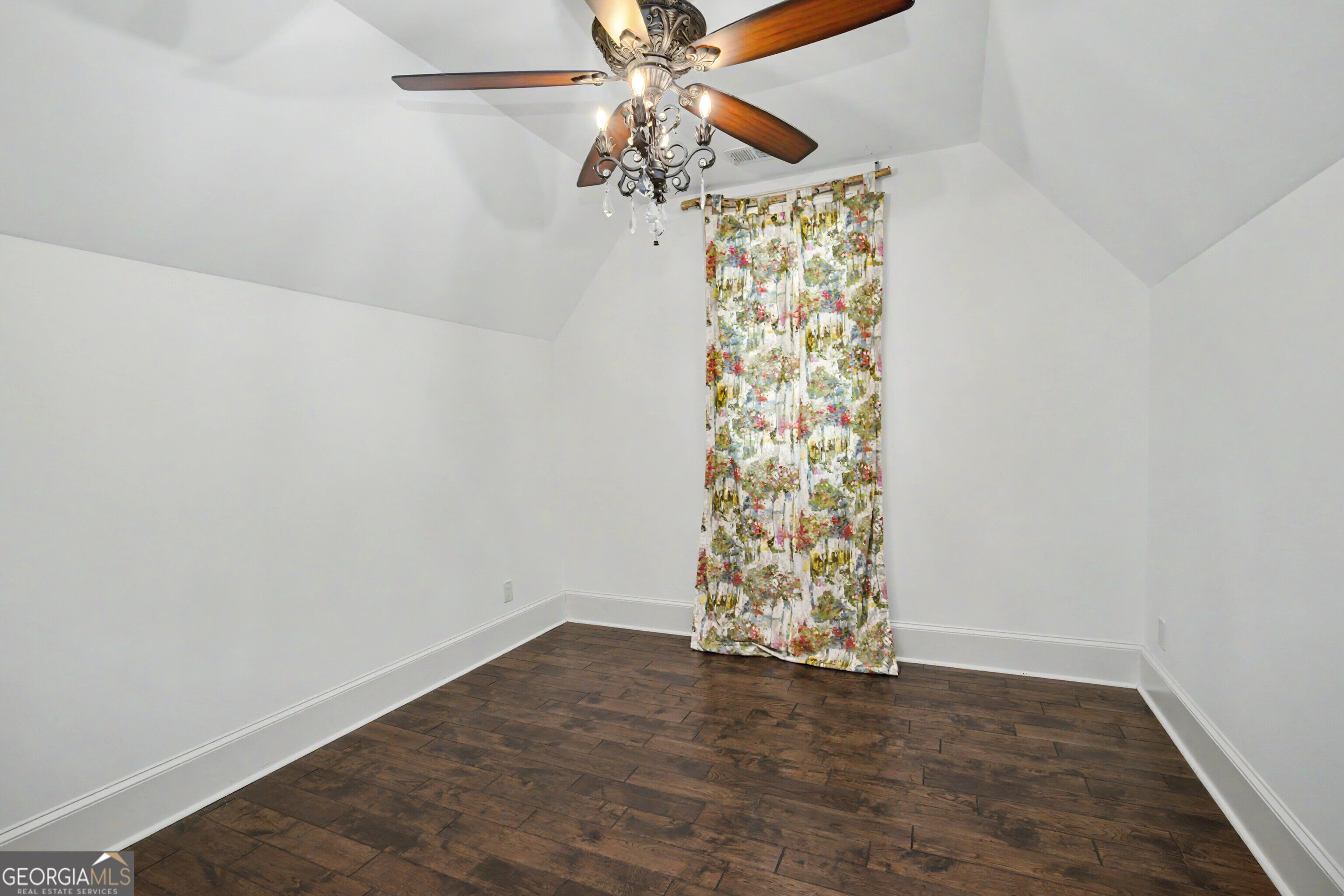 441 Warren Way Property Photo 47