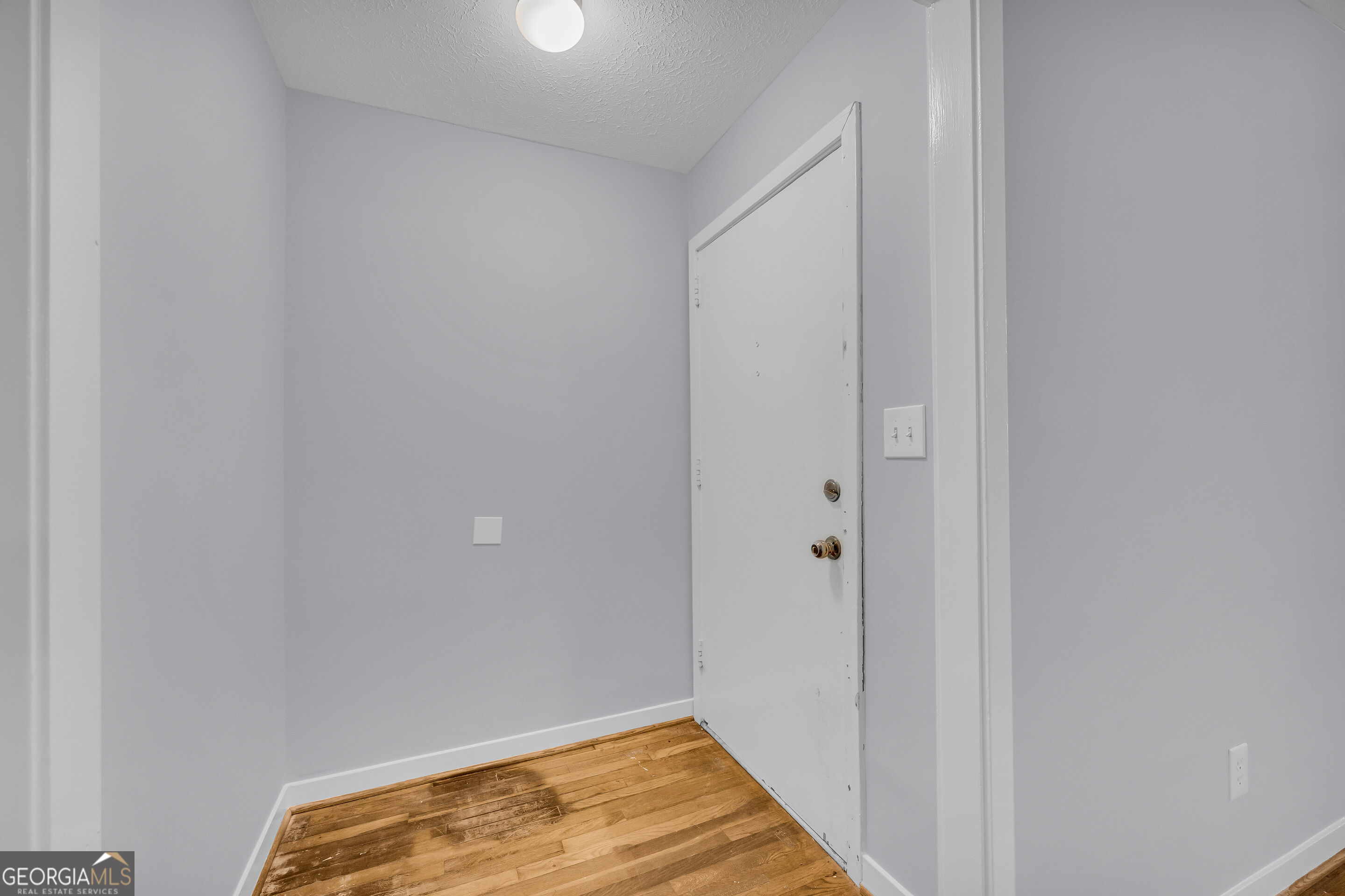 402 Woodland Road Property Photo 11