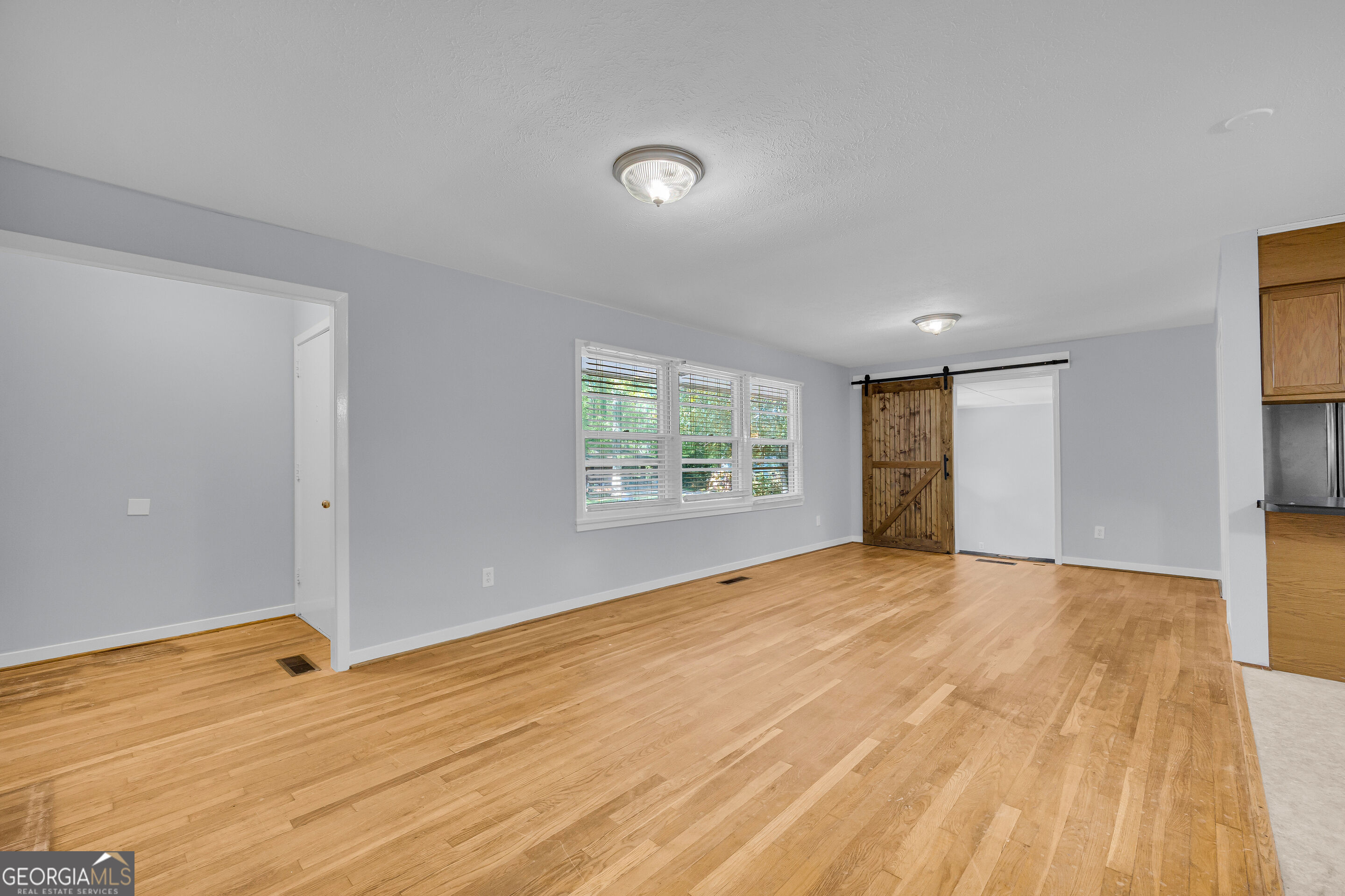 402 Woodland Road Property Photo 13