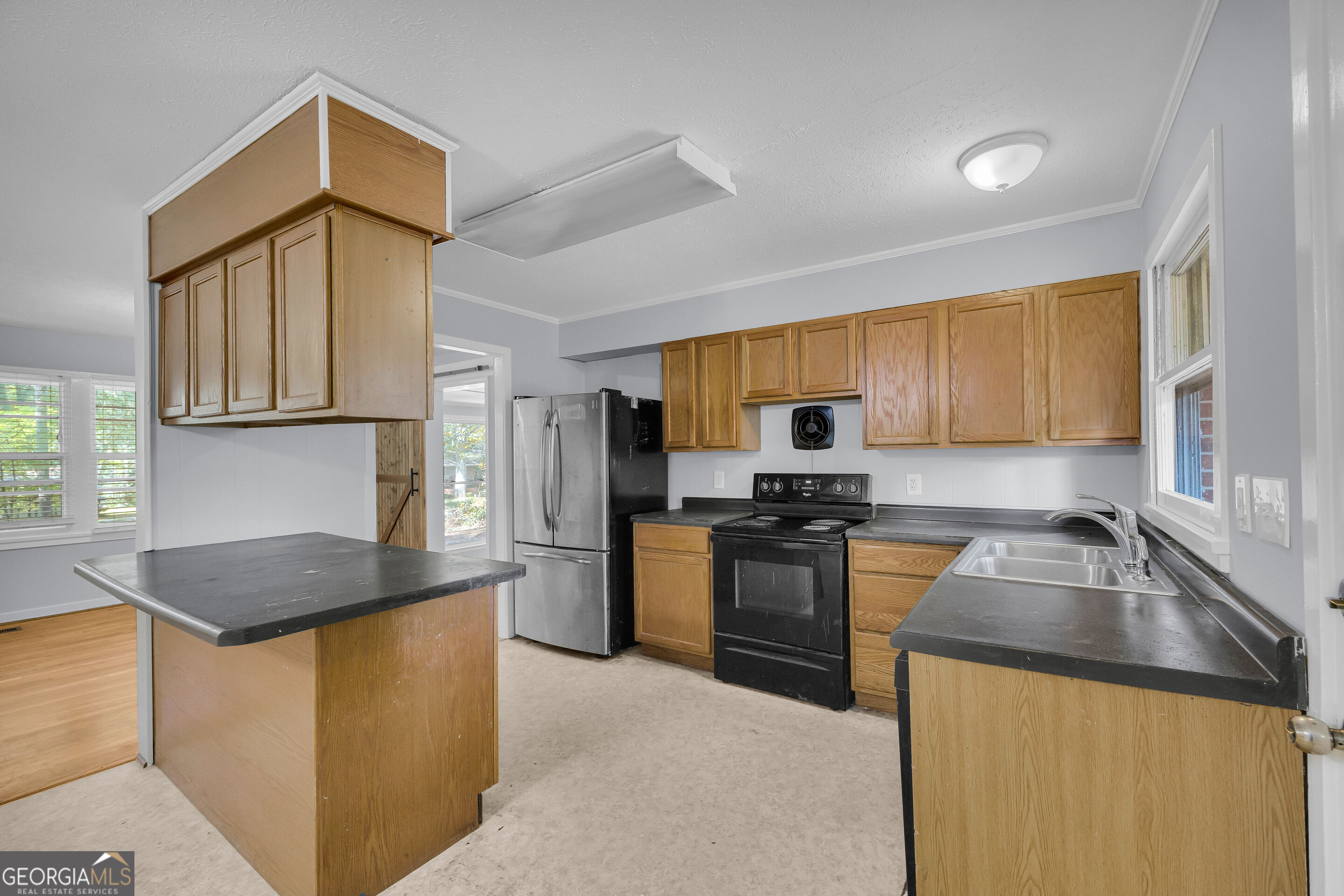 402 Woodland Road Property Photo 17