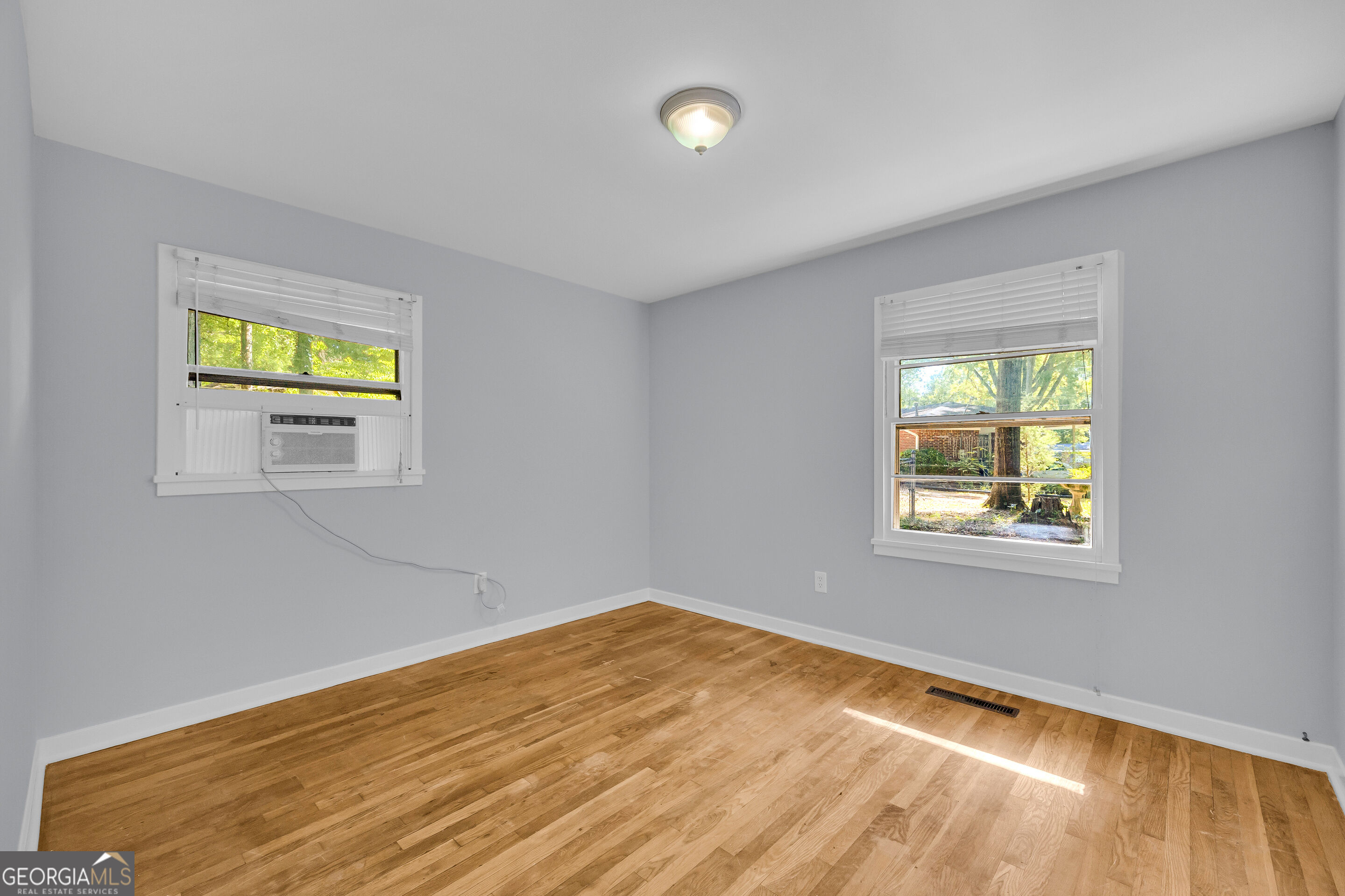 402 Woodland Road Property Photo 27