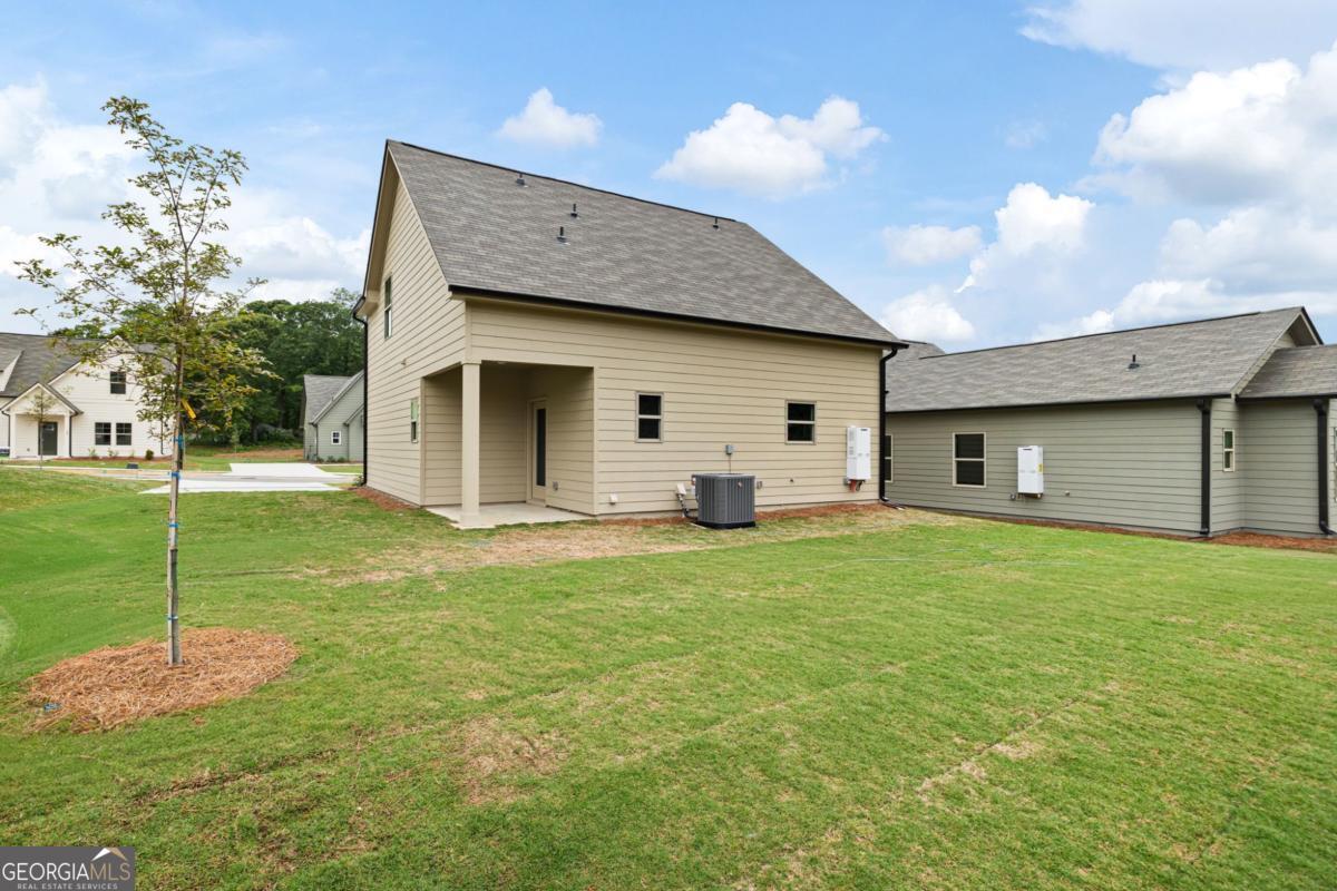 107 Winston Way Property Photo 15