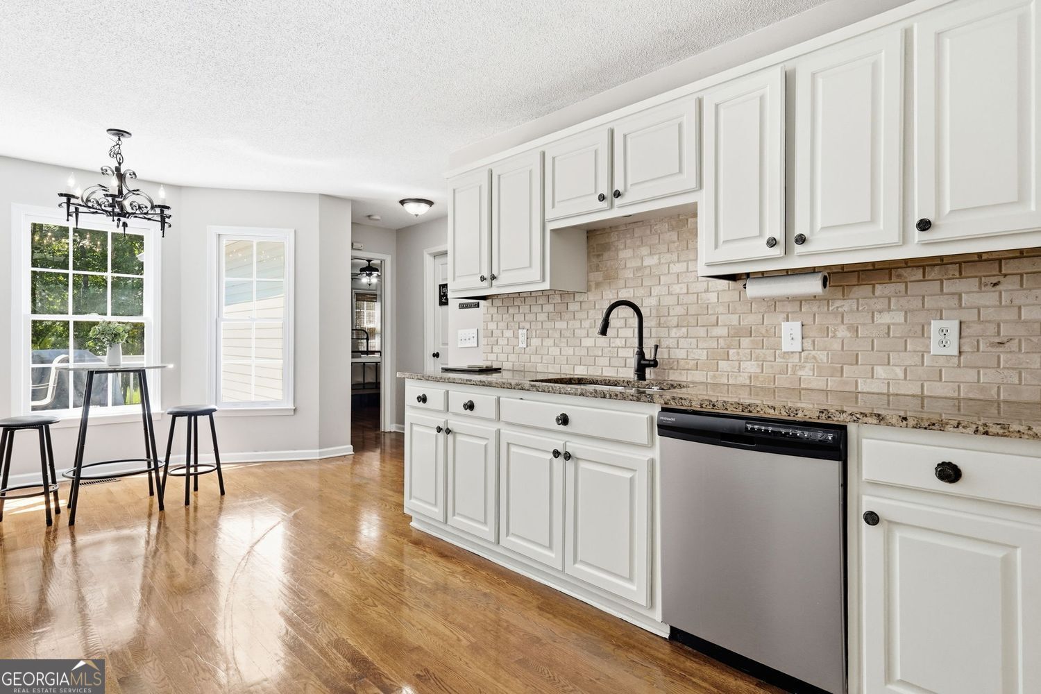 4575 Summerset Drive Property Photo 14