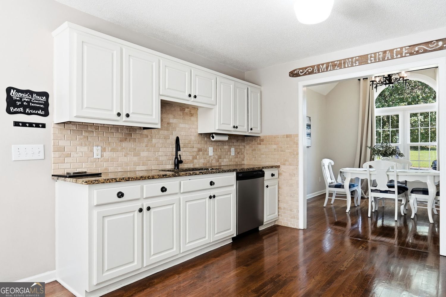 4575 Summerset Drive Property Photo 18