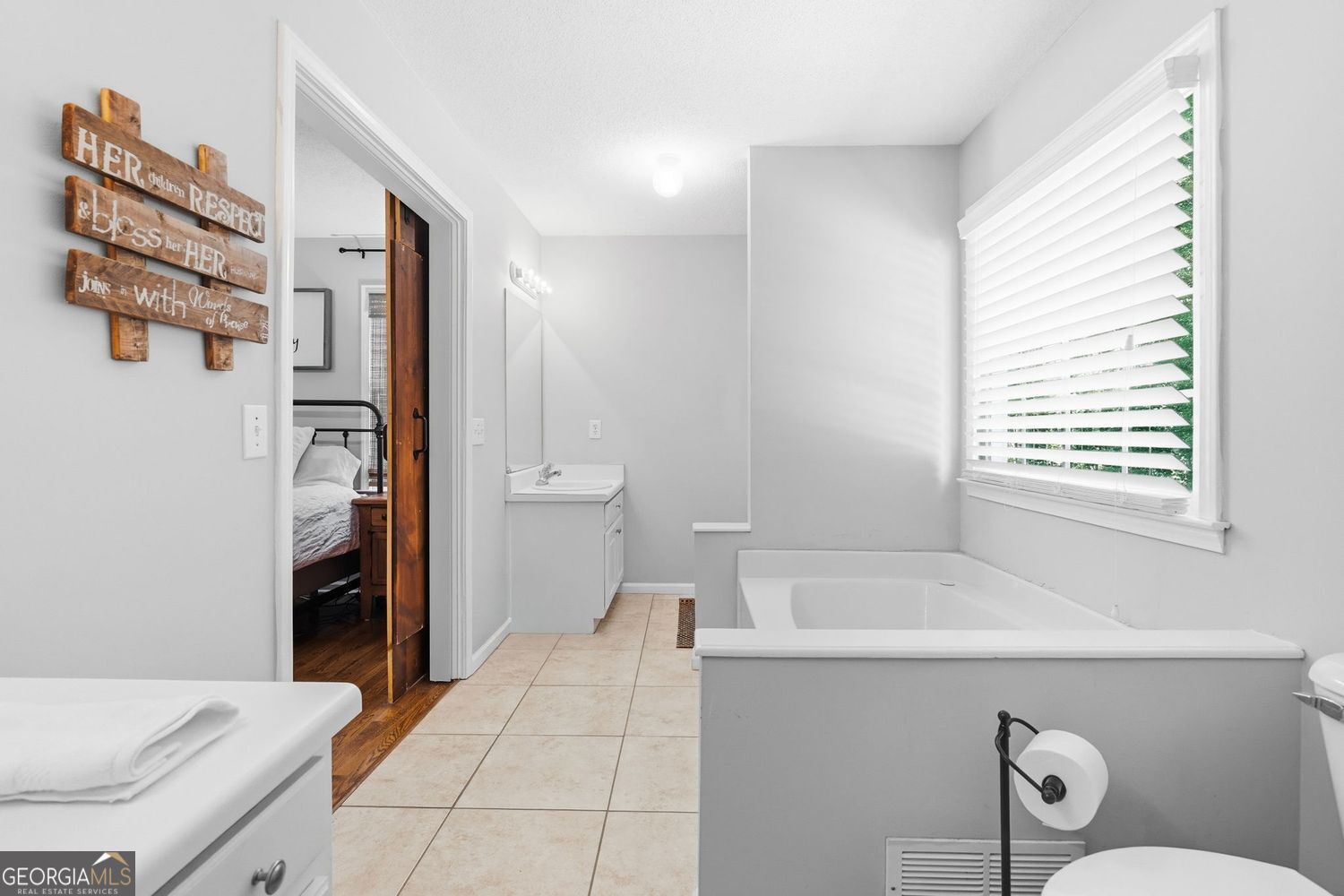 4575 Summerset Drive Property Photo 27
