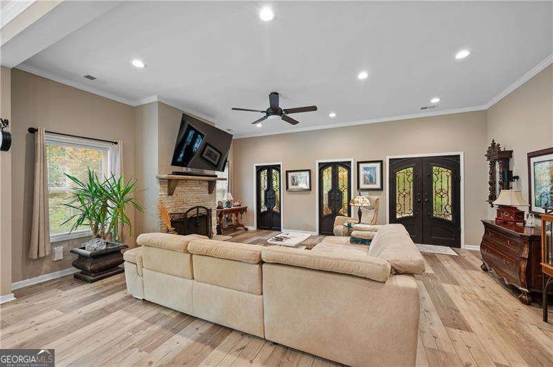 106 Osage Court Property Photo 18