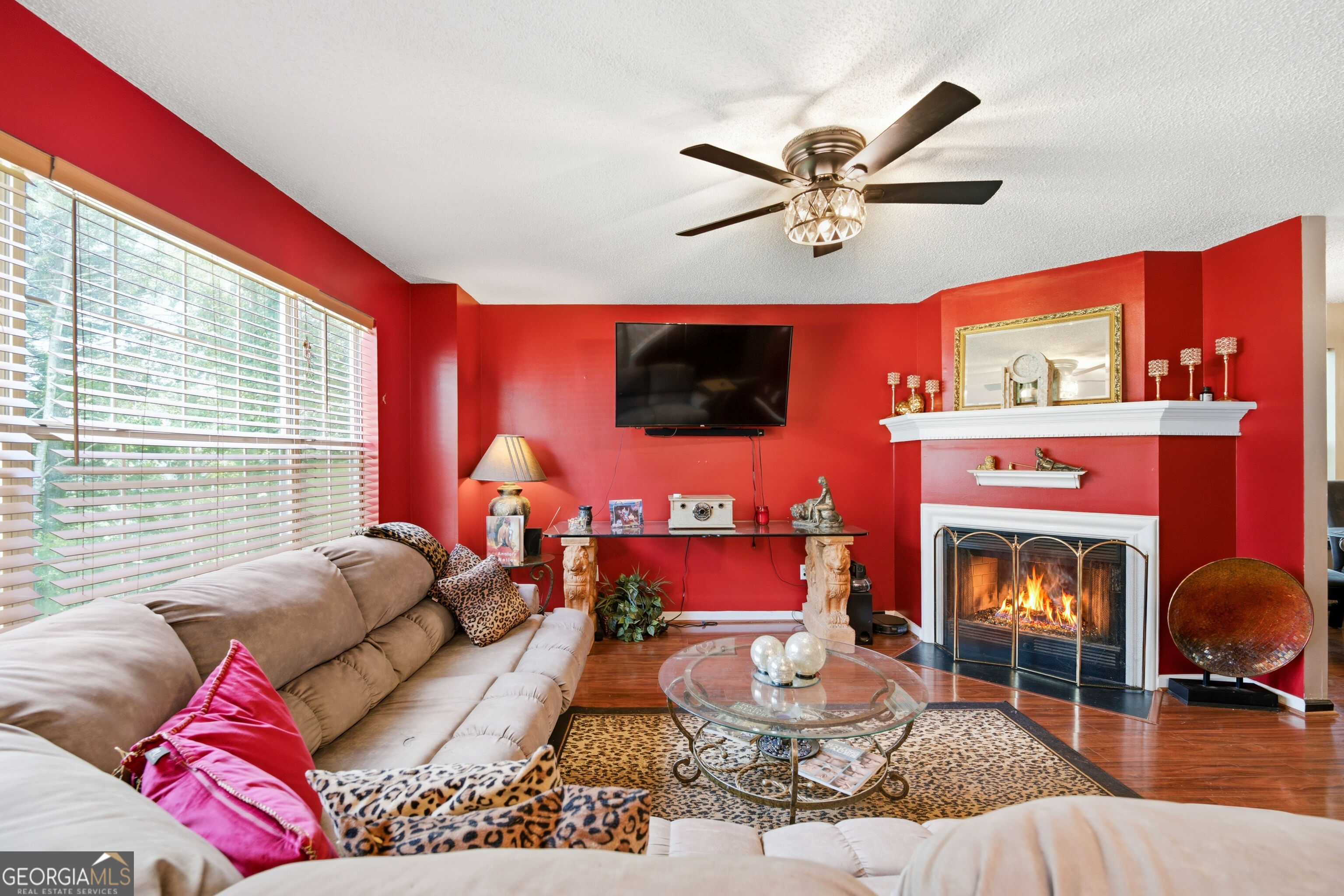 100 Eagle Way Property Photo 6