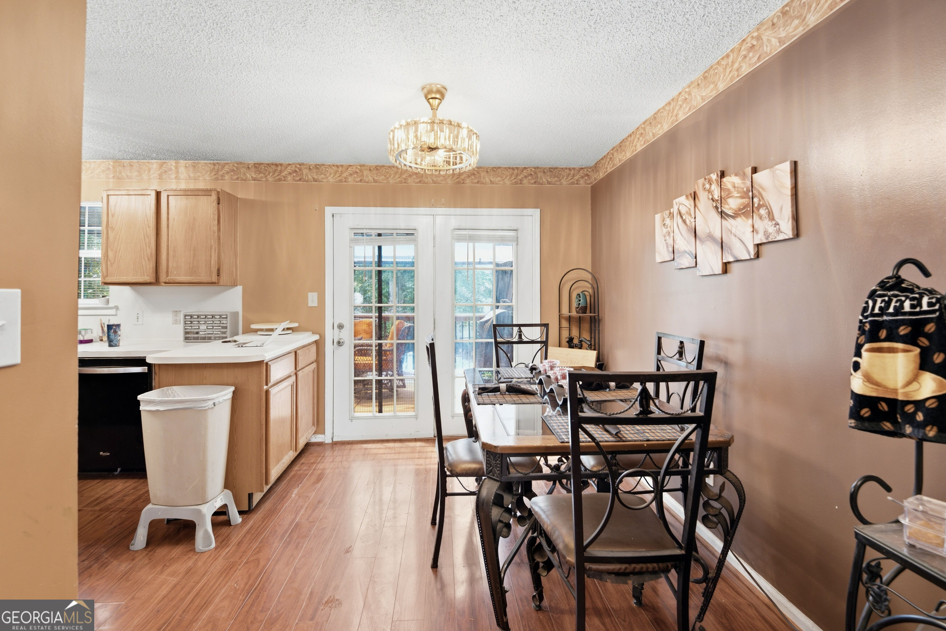 100 Eagle Way Property Photo 10