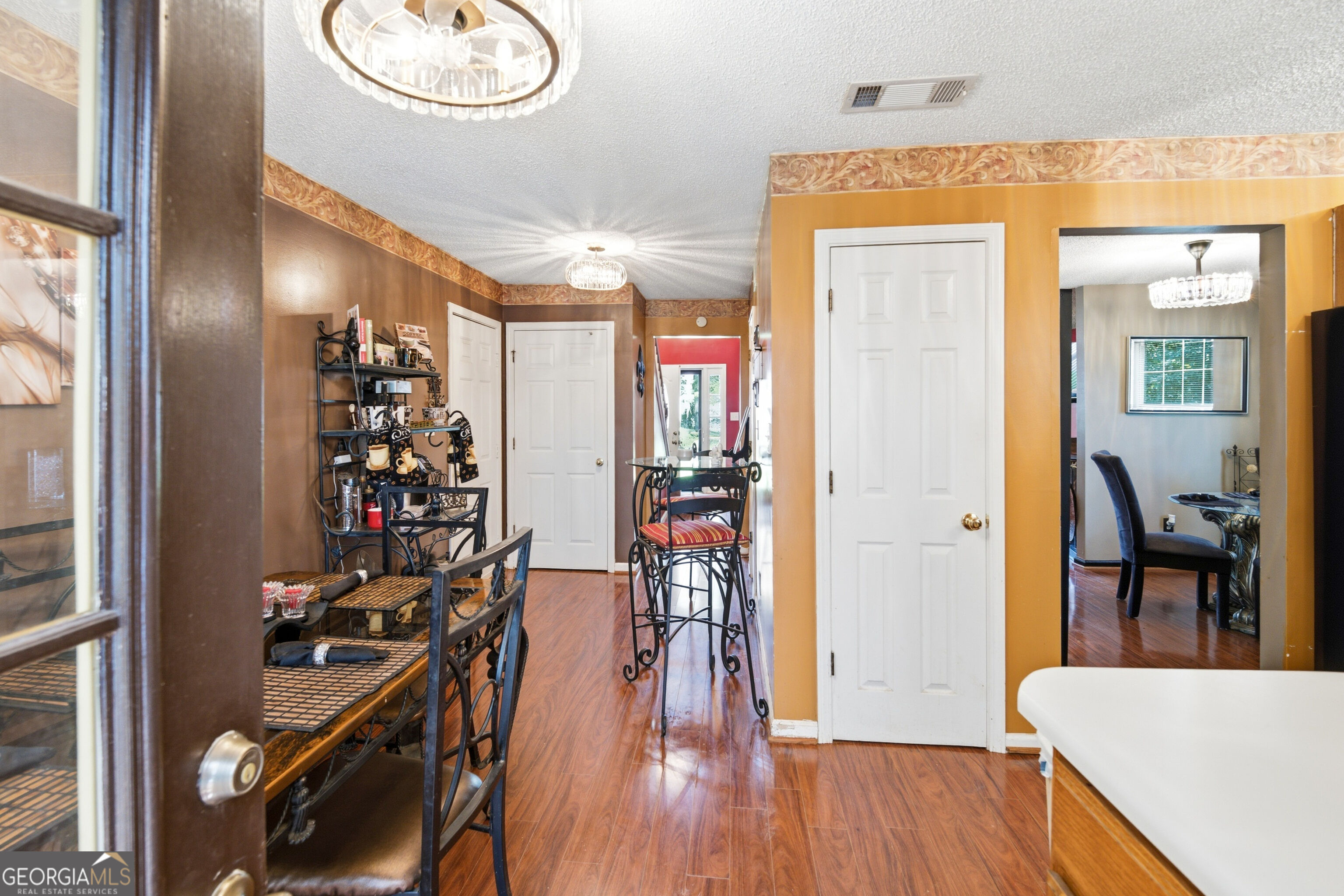 100 Eagle Way Property Photo 13