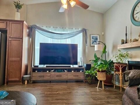 7015 Parkside Court Property Photo 3