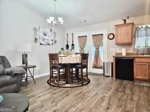 7015 Parkside Court Property Photo 6