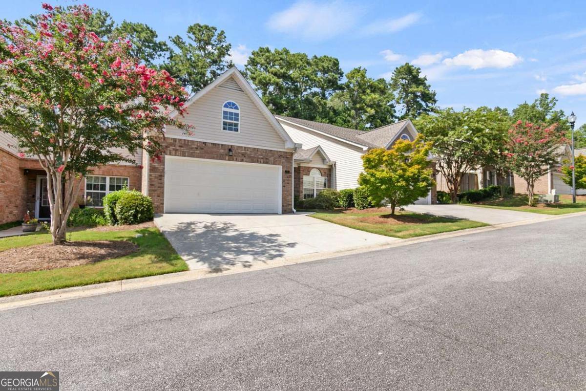 4617 Eden Ridge Drive Property Photo 3