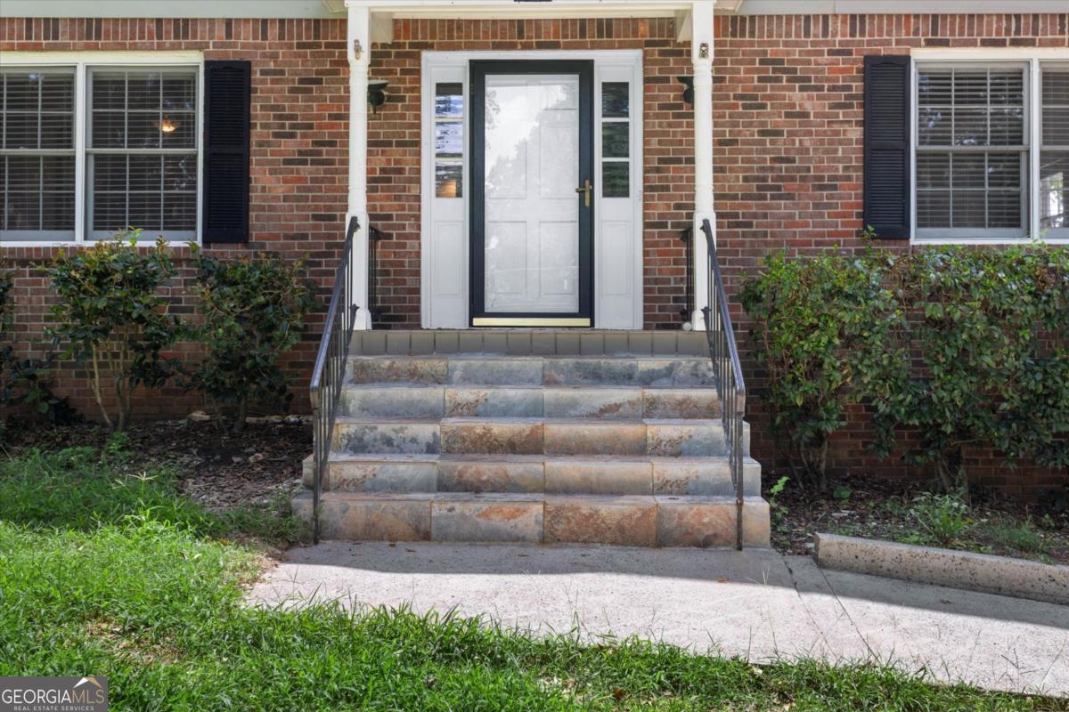 3722 Southgate Drive Sw Property Photo 4