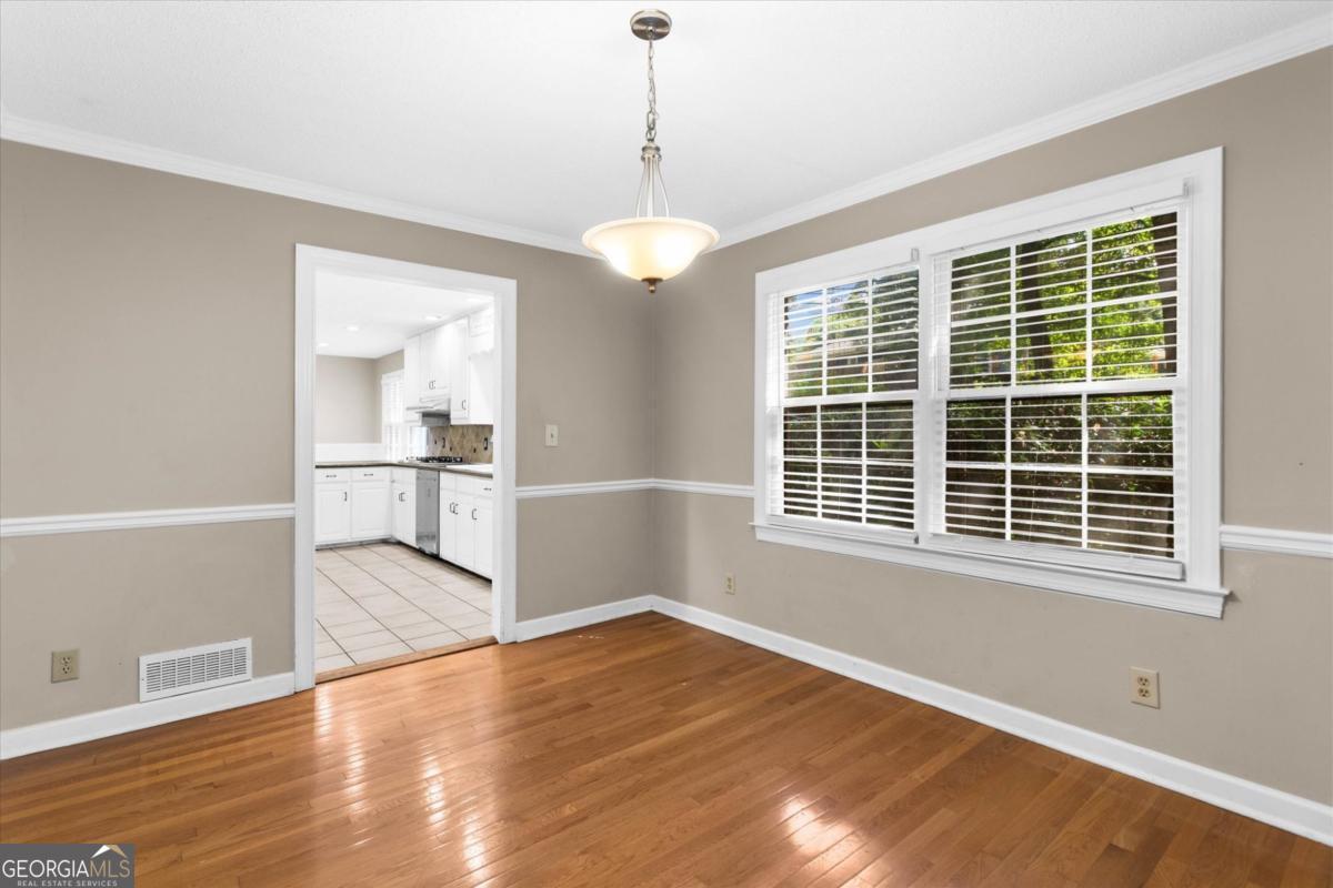 3722 Southgate Drive Sw Property Photo 17