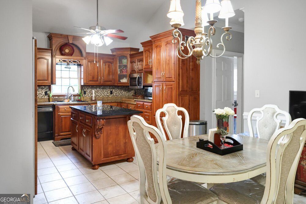 107 Cedar Pond Road Property Photo 18