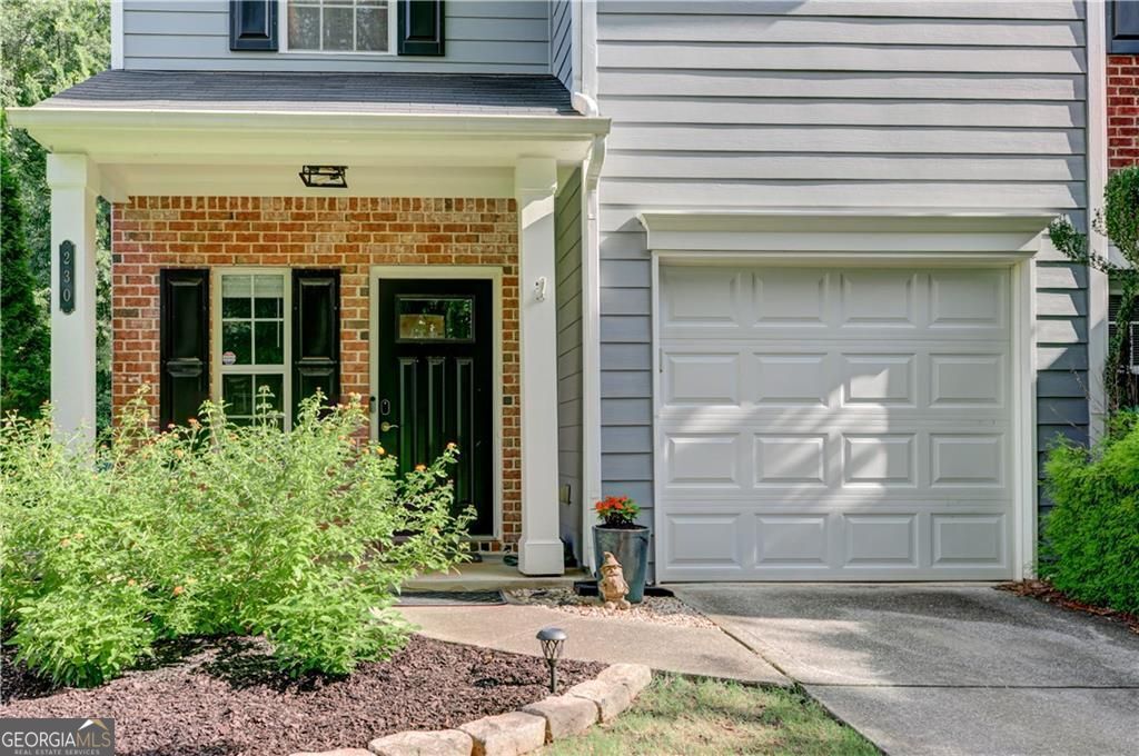 230 Magnolia Leaf Drive Property Photo 6