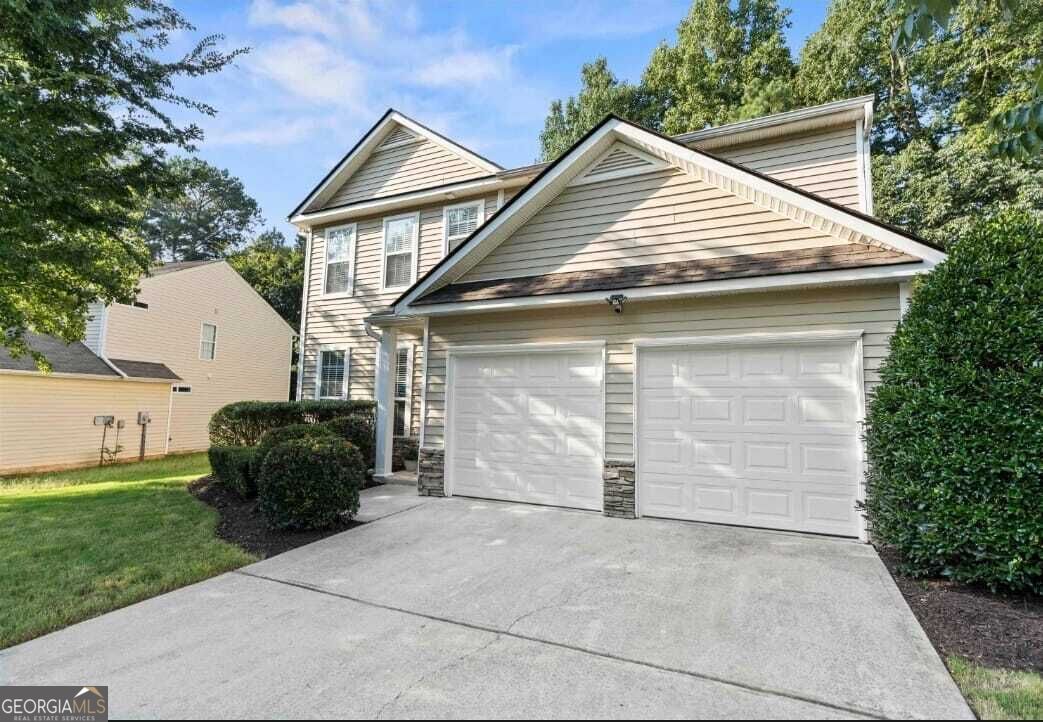 220 Copperbend Drive Property Photo 3