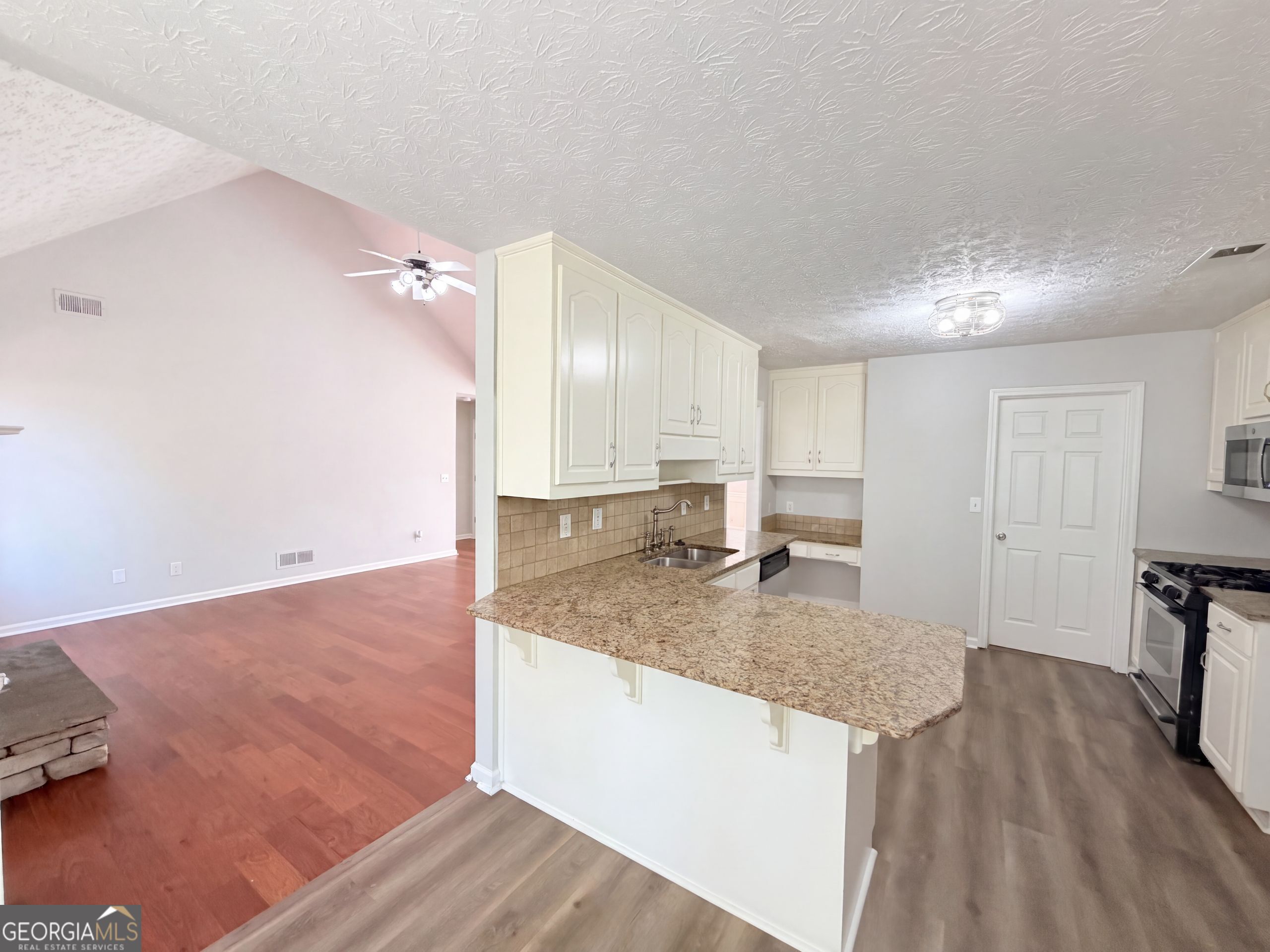 1396 Bramlett Forest Court Property Photo 7