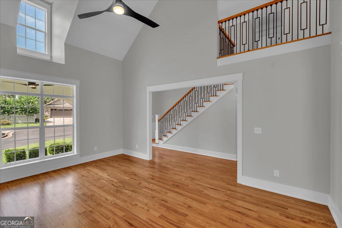 203 Oberon Place N Property Photo 8