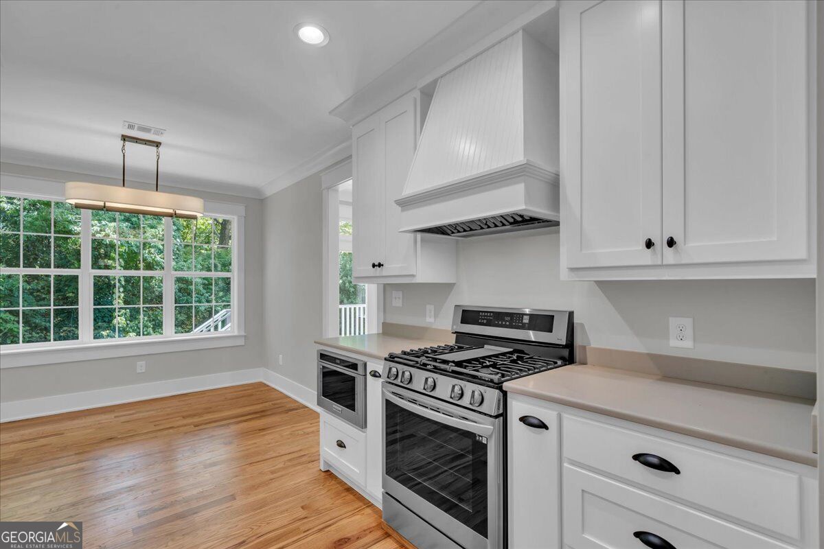 203 Oberon Place N Property Photo 18
