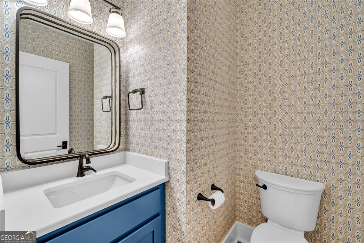 203 Oberon Place N Property Photo 33