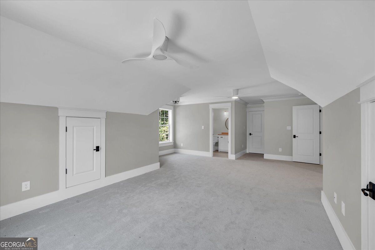 203 Oberon Place N Property Photo 44