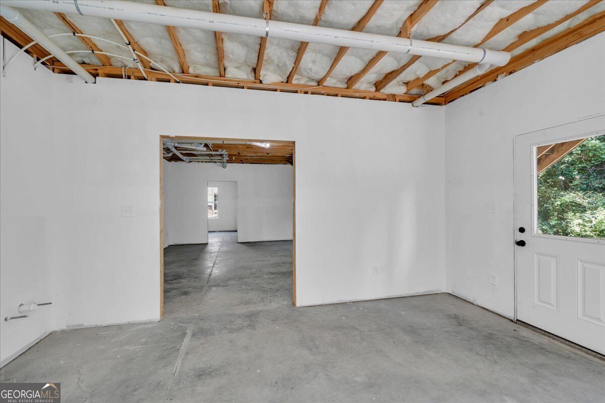 203 Oberon Place N Property Photo 53