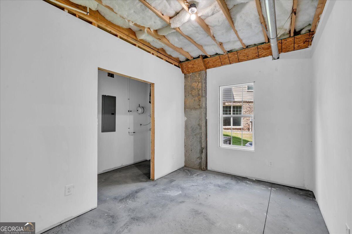 203 Oberon Place N Property Photo 55