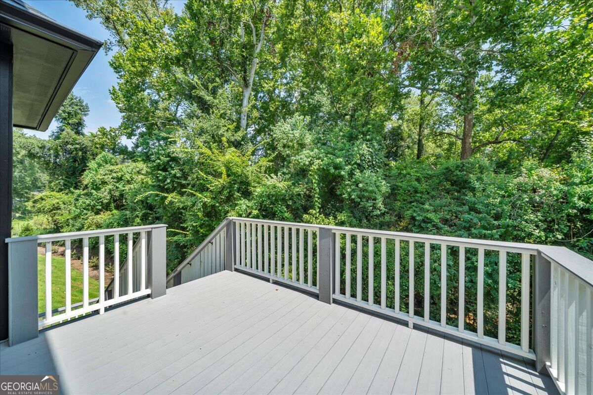 203 Oberon Place N Property Photo 60