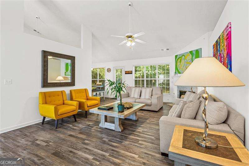 3325 Mill River Cove Property Photo 6